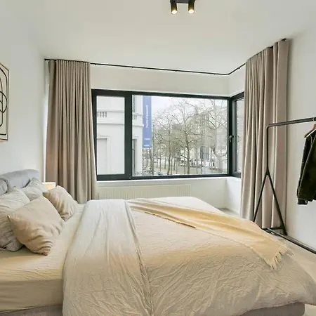 Luxurious 2-bdr @ Trendy South Area 2 Apartment *